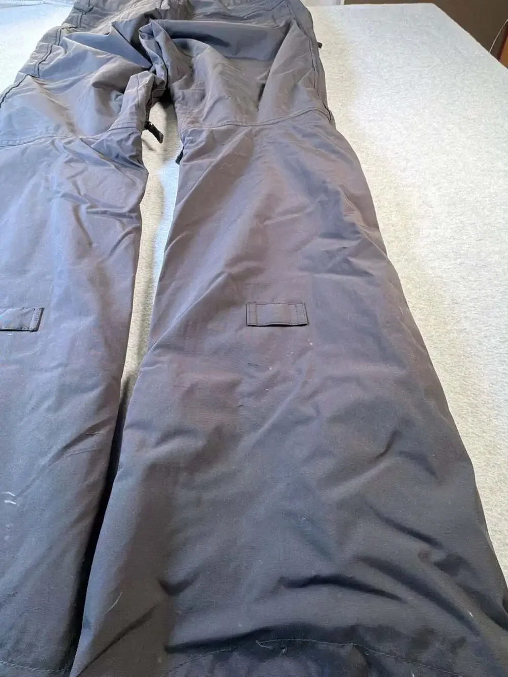 Burton Women's Black Snowboard Ski Pants Cargo Zip Pockets